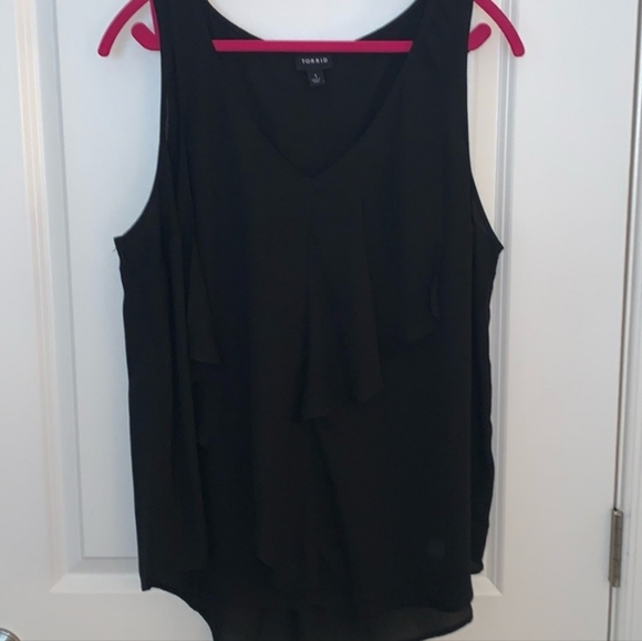Ruffle front tank - Picture 5 of 8